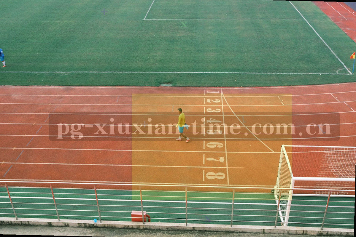 抽象像素格子排成长条索引，其中若干格被暖金色高亮